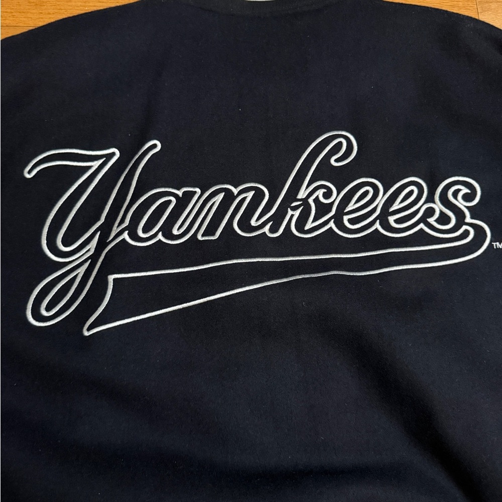 MLB New York Yankees Black Varsity Jacket Yankees Bomber Jacket
NWT Men's XL - Picture 6 of 6